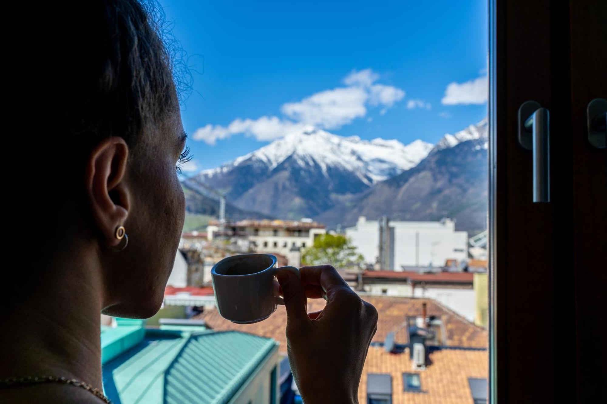 Apartament Ausblick Kleinjuwel Mit Panoramablick + Garage Meran Zewnętrze zdjęcie
