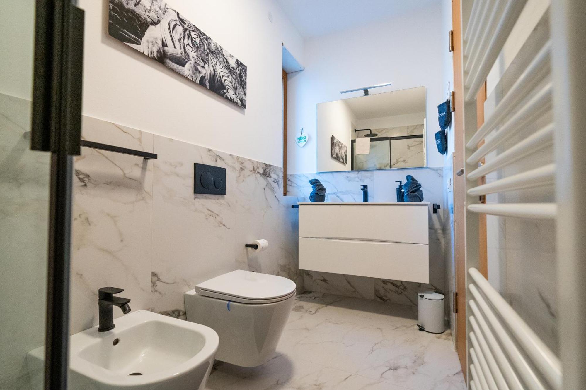 Apartament Ausblick Kleinjuwel Mit Panoramablick + Garage Meran Zewnętrze zdjęcie