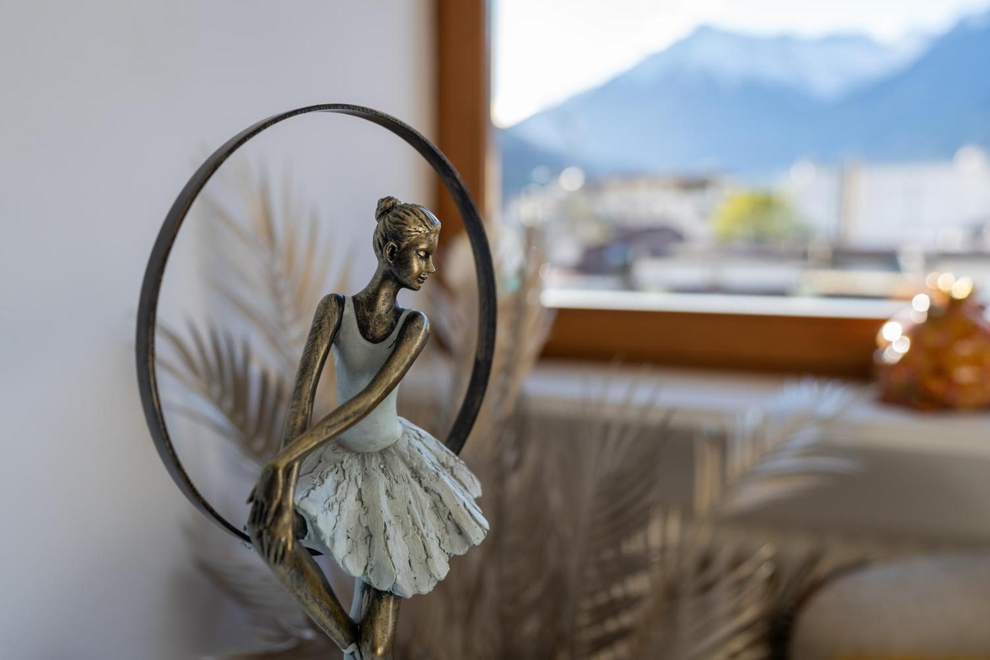 Apartament Ausblick Kleinjuwel Mit Panoramablick + Garage Meran Zewnętrze zdjęcie