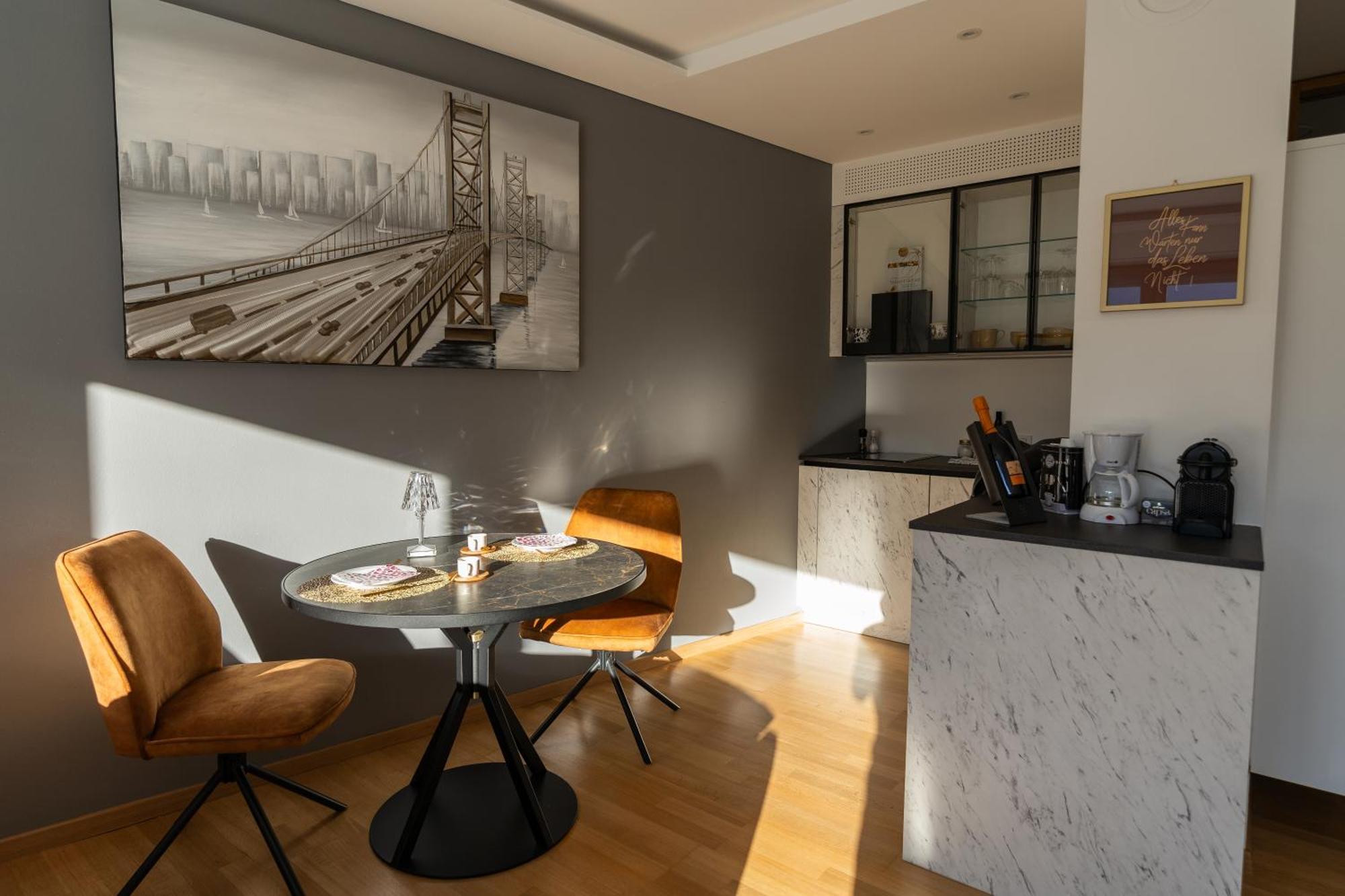 Apartament Ausblick Kleinjuwel Mit Panoramablick + Garage Meran Zewnętrze zdjęcie